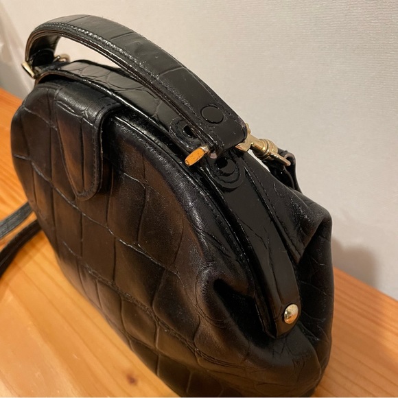 GIANI BERNINI BLACK LEATHER CROC Dome Clasp Purse Handbag - Picture 4 of 10